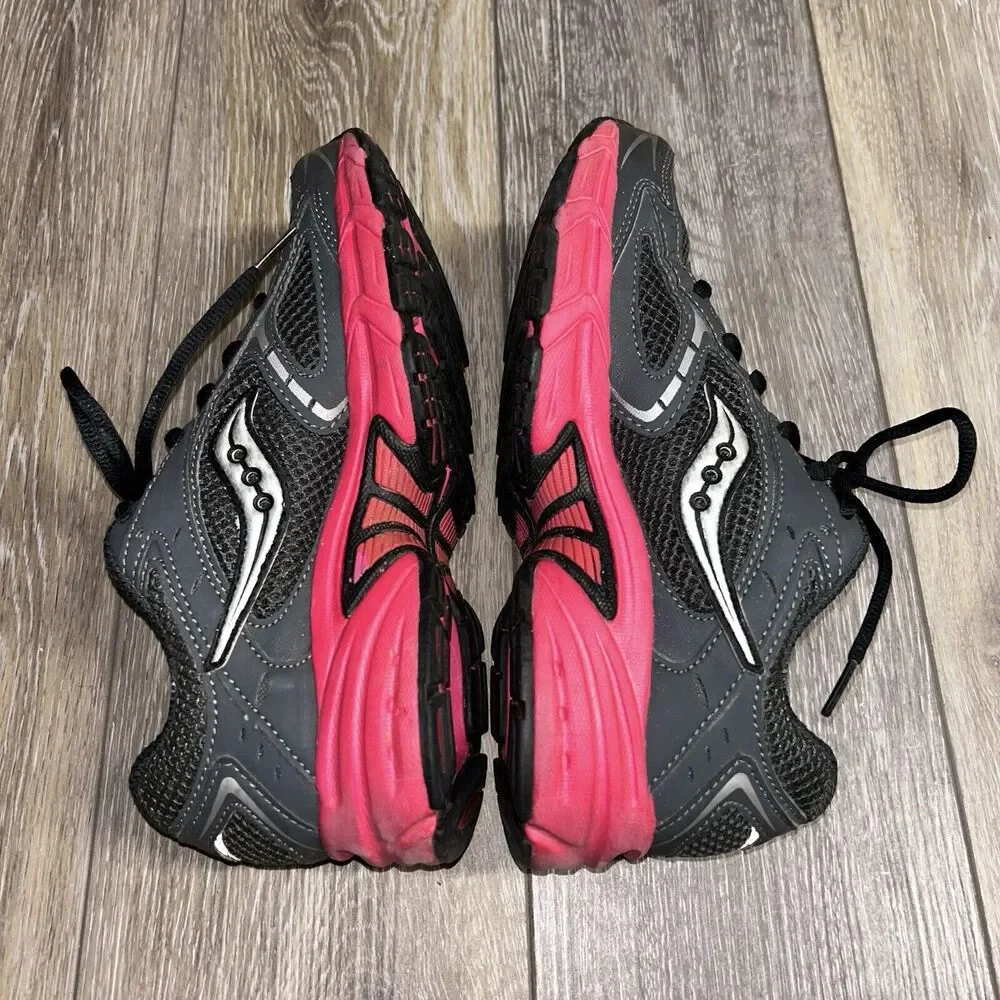 Saucony previously owned